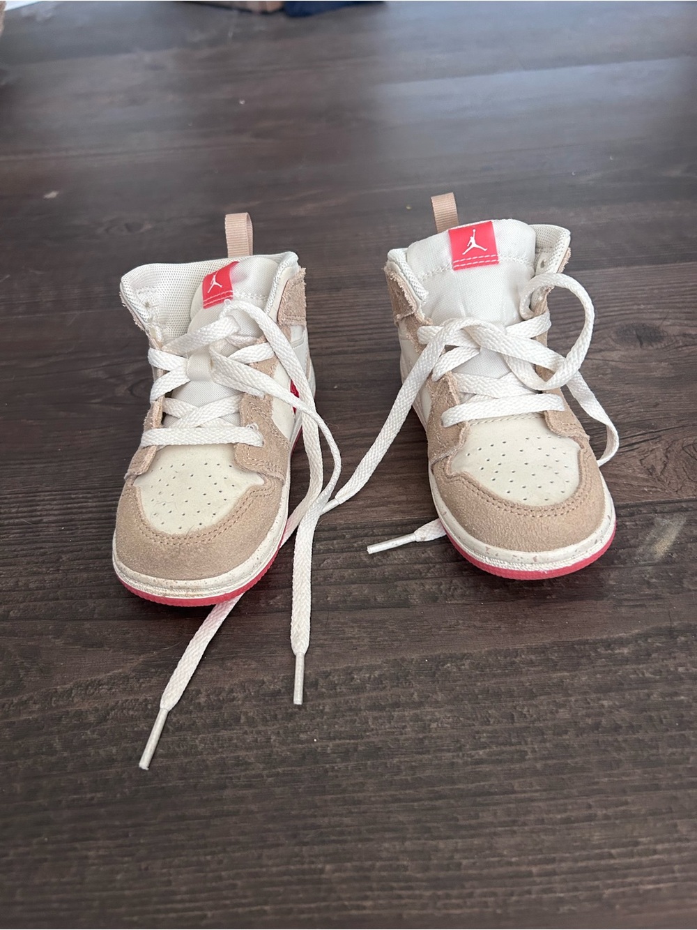 Jordan Kids Beige and red High-Top Sneakers